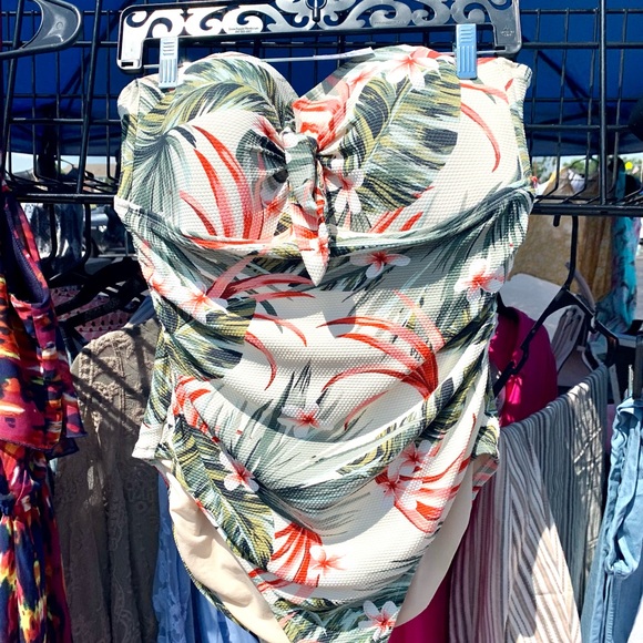 Kona Sol Tropical Print swim Suit with detachable straps, Size XL - Picture 8 of 9